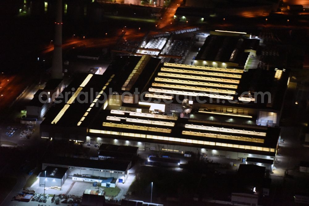 Aerial photograph at night Magdeburg - Night lighting premises of the wind turbine manufacturer ENERCON GmbH in Magdeburg in Saxony-Anhalt