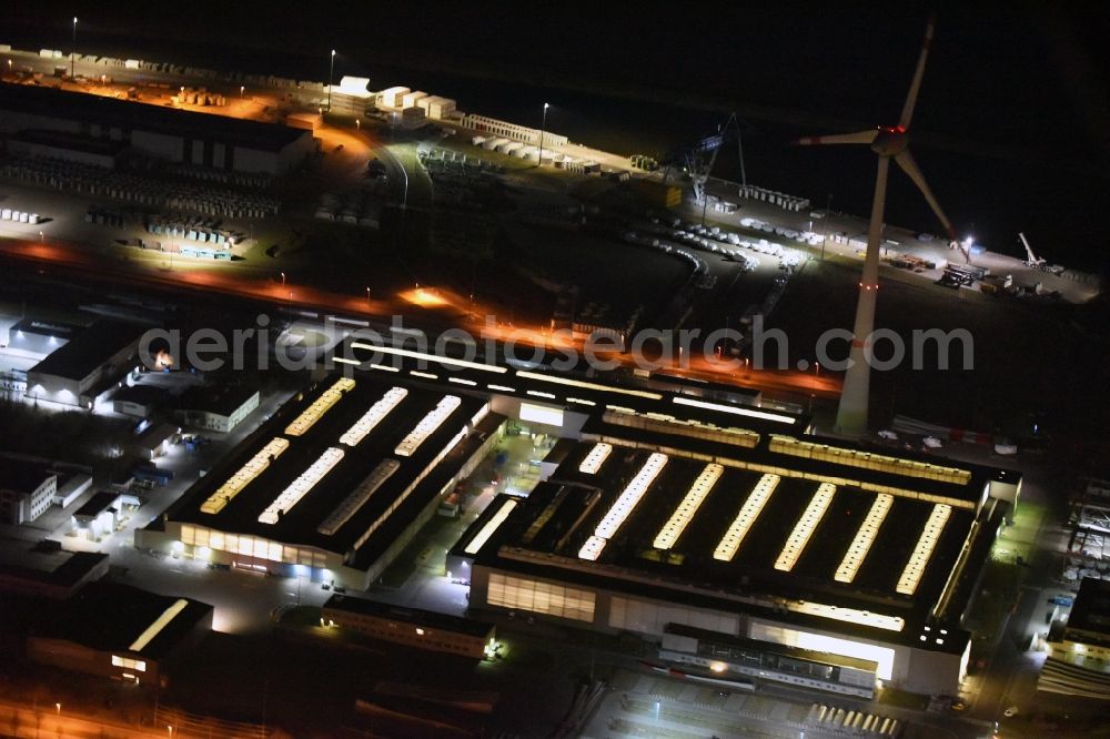 Aerial photograph at night Magdeburg - Night lighting premises of the wind turbine manufacturer ENERCON GmbH in Magdeburg in Saxony-Anhalt