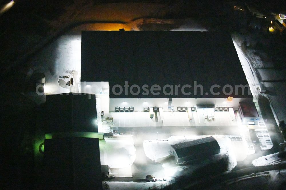 Tanna at night from above - Night lighting Building and production halls on the premises of Geis Industrie-Service GmbH in the district Seubtendorf in Tanna in the state Thuringia, Germany