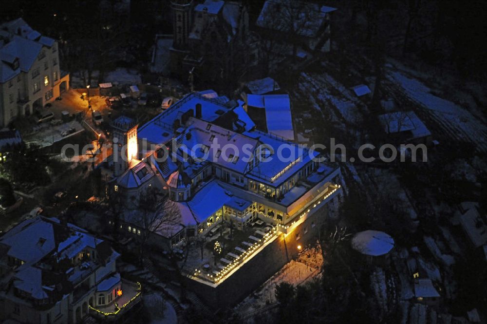 Aerial image at night Dresden - Nachtaufnahme des winterlich mit Schnee bedeckten Restaurants Luisenhof im Stadtteil Loschwitz. Es ist eines der bekanntesten Restaurants Dresdens und sein Name geht auf die ehemalige sächsische Kronprinzessin Luise von Toskana zurück. Night shot of the wintry snow-covered restaurant Luisenhof in the district Loschwitz.