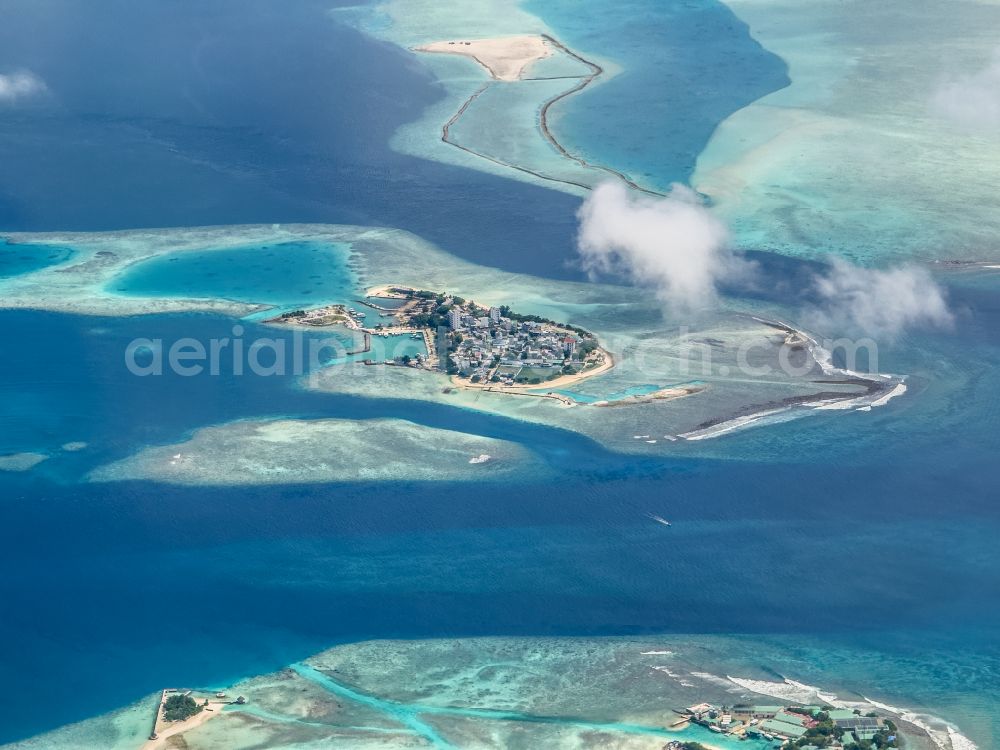 Aerial photograph Guraidhoo - Atoll on the water surface Guraidhoo on street Bodu Magu in Guraidhoo in Kaafu Atoll, Maldives