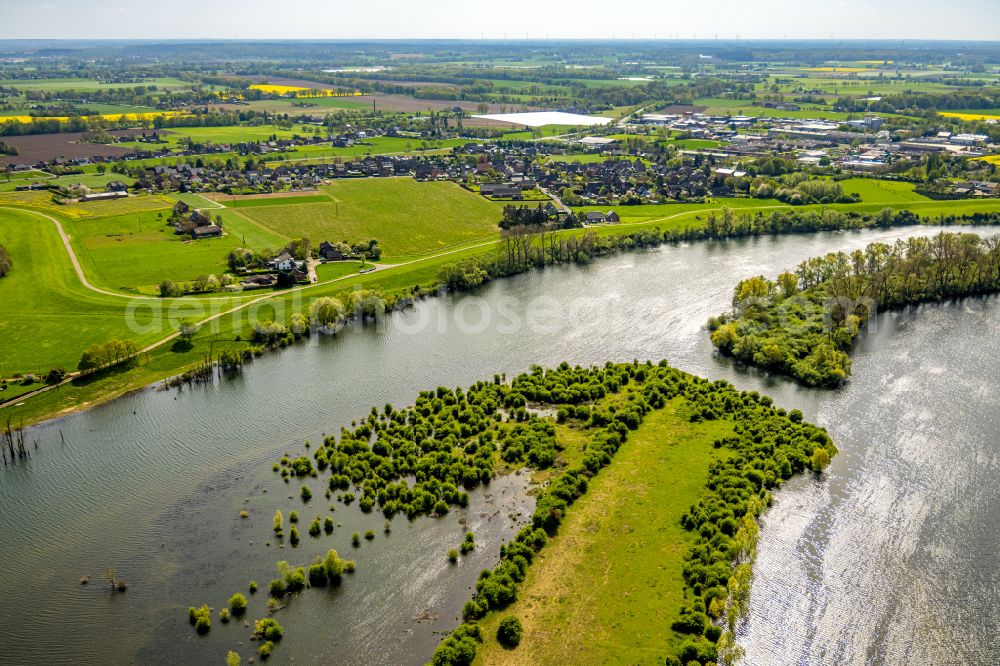 Xanten from the bird's eye view: Meadowlands Bislicher Island in Xanten in the state North Rhine-Westphalia, Germany