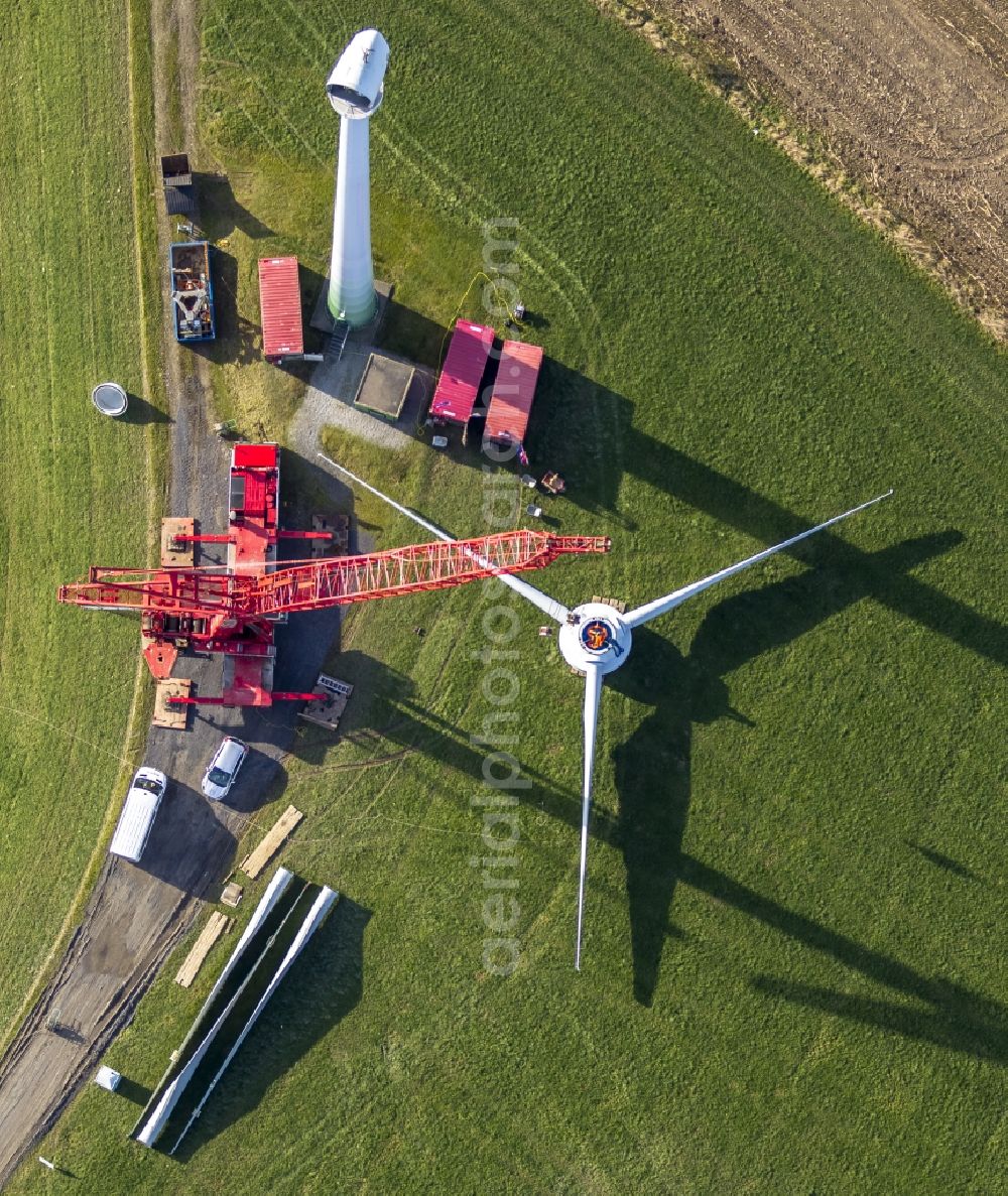 Velbert from the bird's eye view: Construction and installation of a wind turbine on the Bremberg in Velbert in the Ruhr area in North Rhine-Westphalia