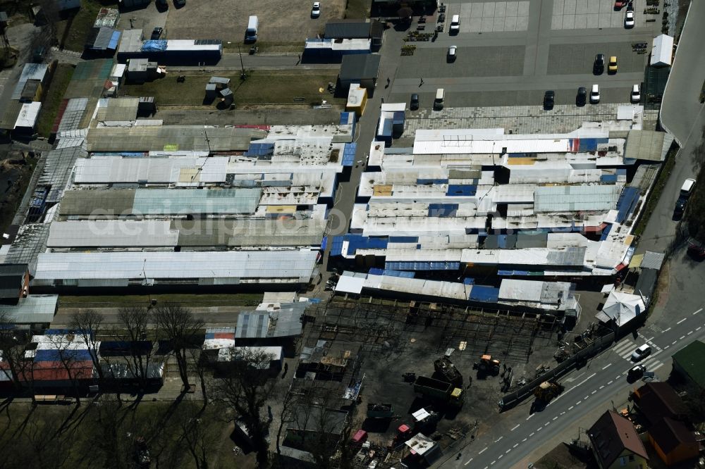 Osinów Dolny from the bird's eye view: Shopping center at Osinow Dolny in Poland West Pomeranian in the border area on the banks of the Oder in Brandenburg Hohenwutzen