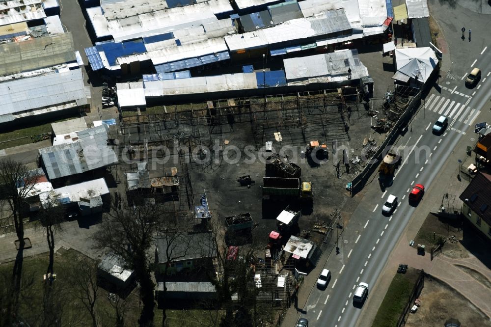 Aerial photograph Osinów Dolny - Shopping center at Osinow Dolny in Poland West Pomeranian in the border area on the banks of the Oder in Brandenburg Hohenwutzen