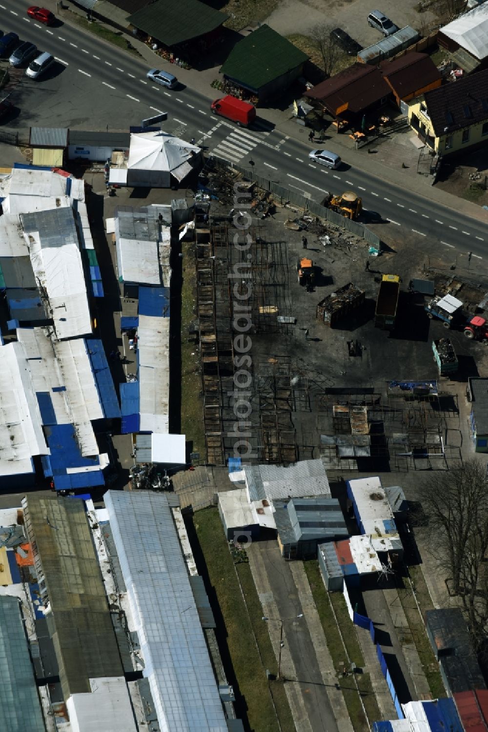 Osinów Dolny from the bird's eye view: Shopping center at Osinow Dolny in Poland West Pomeranian in the border area on the banks of the Oder in Brandenburg Hohenwutzen