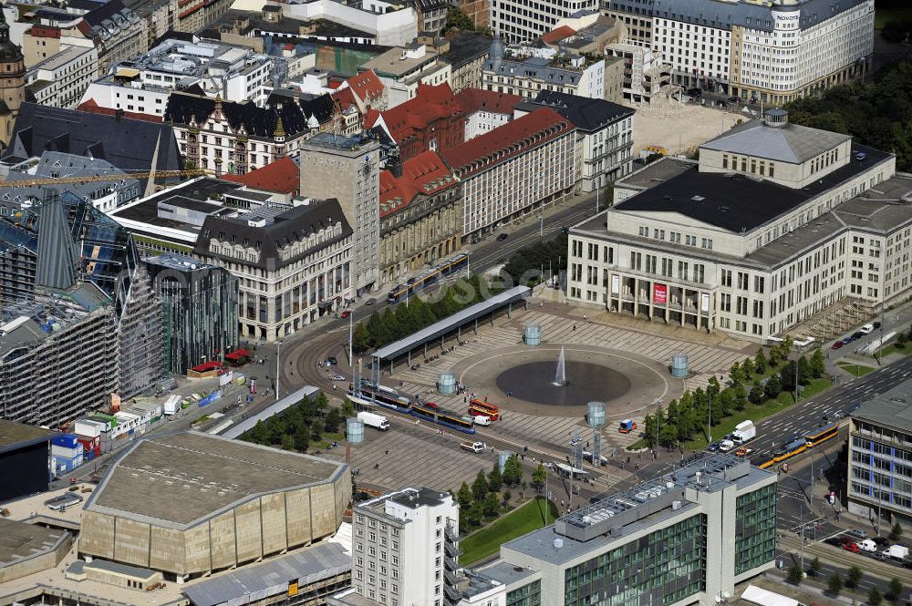 Aerial image Leipzig - Blick auf den Augustusplatz vor dem Opernhaus Leipzig - gegenüber dem Gewandhaus Leipzig. View the square Augustusplatz in front of the Leipzig Opera House - opposite the Gewandhaus Leipzig.