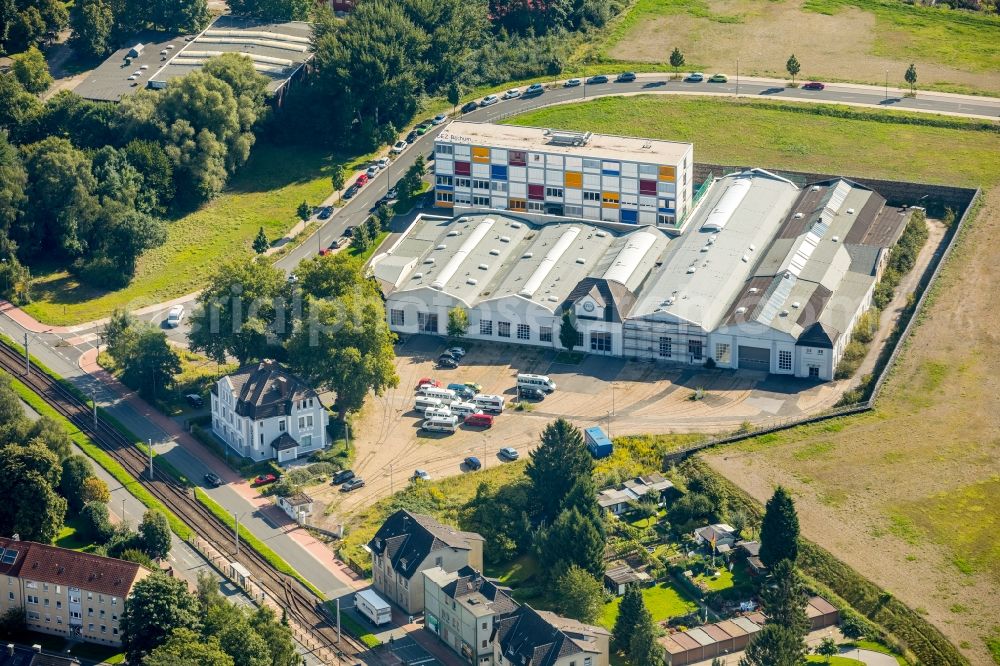 Bochum from the bird's eye view: Administration building of the company AUKTORA GmbH on Lothringer Allee in Bochum in the state North Rhine-Westphalia, Germany