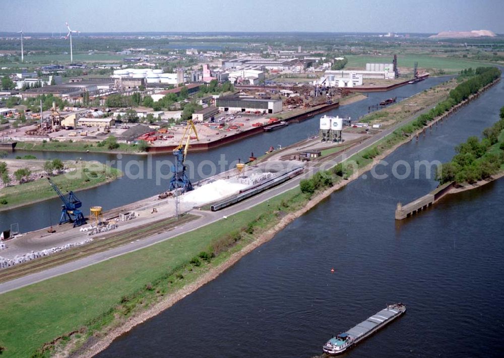 Aerial photograph Magdeburg / Sachsen - Anhalt - Ausbau des Abstiegskanales am Binnenhafen Magdeburg in Sachsen - Anhalt. Magdeburger Hafen GmbH, Saalestraße 20, 39126 Magdeburg Herr Zelder (0391-5939162)