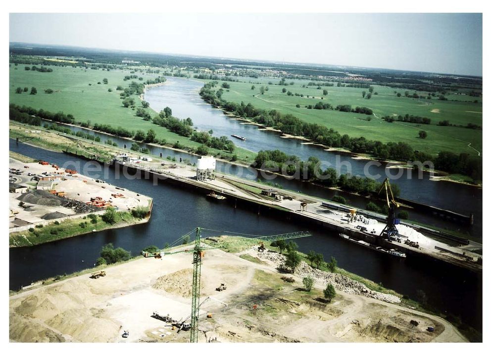 Magdeburg / Sachsen - Anhalt from above - Ausbau des Abstiegskanales am Binnenhafen Magdeburg in Sachsen - Anhalt. Magdeburger Hafen GmbH, Saalestraße 20, 39126 Magdeburg Herr Zelder (0391-5939162)