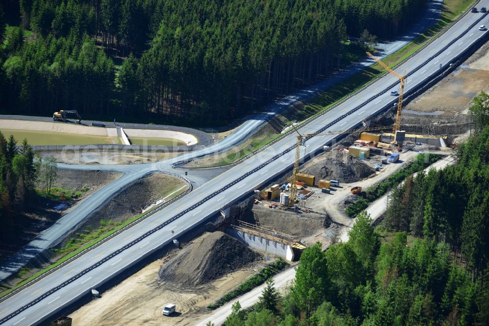 Aerial photograph Dittersdorf - Buildings and route of the motorway A9 motorway with four lanes now. Currently, reconstruction, expansion and new construction work is underway for the six-lane expansion of Highway 9 between Triptis and Schleiz by Wayss & Freytag Ingenieurbau and EUROVIA VINCI