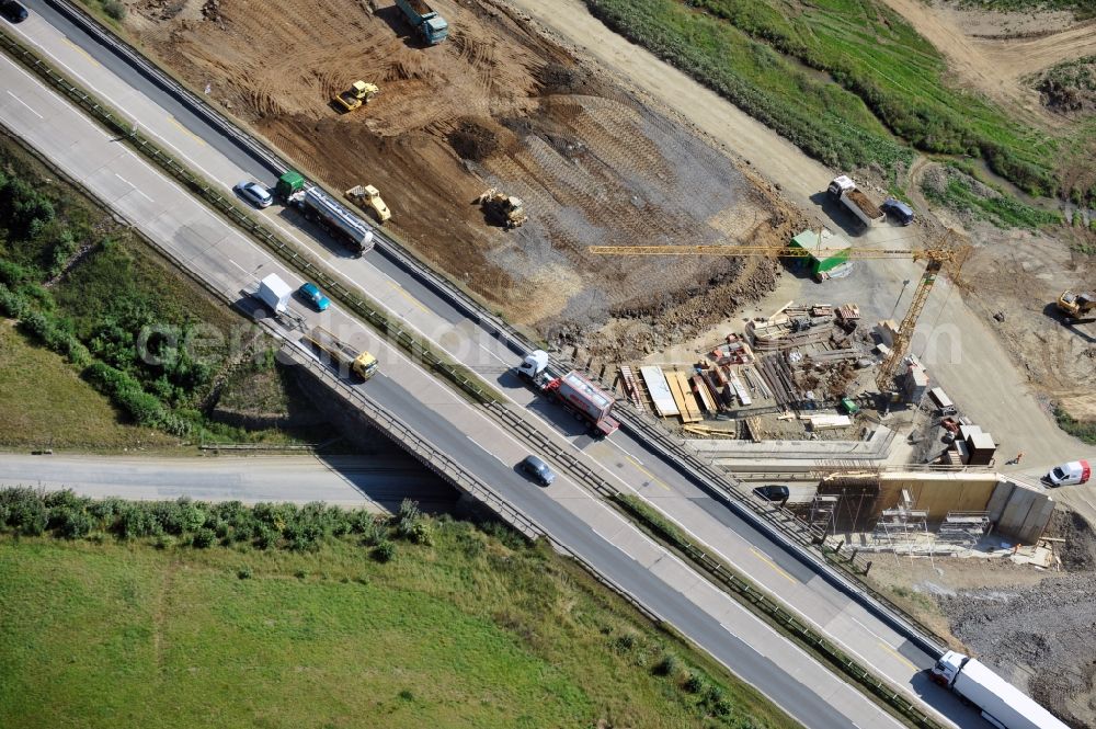 Görkwitz from above - Buildings and route of the motorway A9 motorway with four lanes now. Currently, reconstruction, expansion and new construction work is underway for the six-lane expansion of Highway 9 between Triptis and Schleiz by Wayss & Freytag Ingenieurbau and EUROVIA VINCI in Thuringia