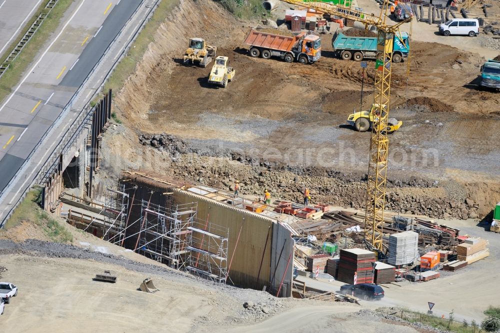 Aerial image Görkwitz - Buildings and route of the motorway A9 motorway with four lanes now. Currently, reconstruction, expansion and new construction work is underway for the six-lane expansion of Highway 9 between Triptis and Schleiz by Wayss & Freytag Ingenieurbau and EUROVIA VINCI in Thuringia