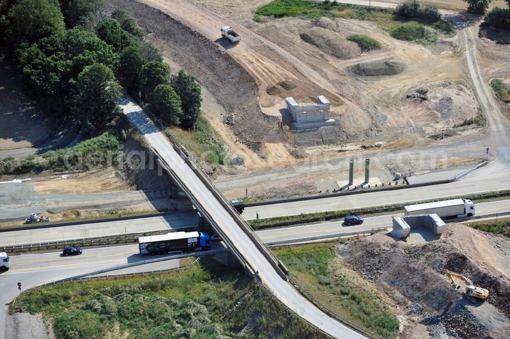 Aerial image Lemnitz - Buildings and route of the motorway A9 motorway with four lanes now. Currently, reconstruction, expansion and new construction work is underway for the six-lane expansion of Highway 9 between Triptis and Schleiz by Wayss & Freytag Ingenieurbau and EUROVIA VINCI in Thuringia