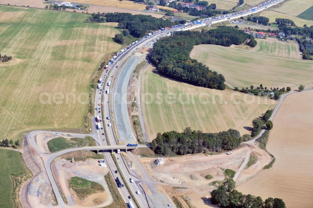 Aerial image Lemnitz - Buildings and route of the motorway A9 motorway with four lanes now. Currently, reconstruction, expansion and new construction work is underway for the six-lane expansion of Highway 9 between Triptis and Schleiz by Wayss & Freytag Ingenieurbau and EUROVIA VINCI in Thuringia