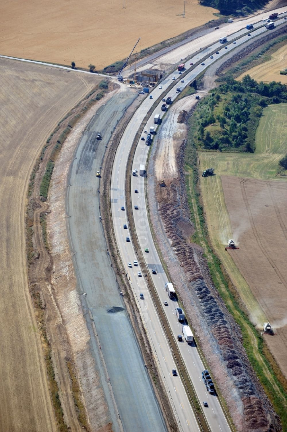 Aerial image Lemnitz - Buildings and route of the motorway A9 motorway with four lanes now. Currently, reconstruction, expansion and new construction work is underway for the six-lane expansion of Highway 9 between Triptis and Schleiz by Wayss & Freytag Ingenieurbau and EUROVIA VINCI in Thuringia