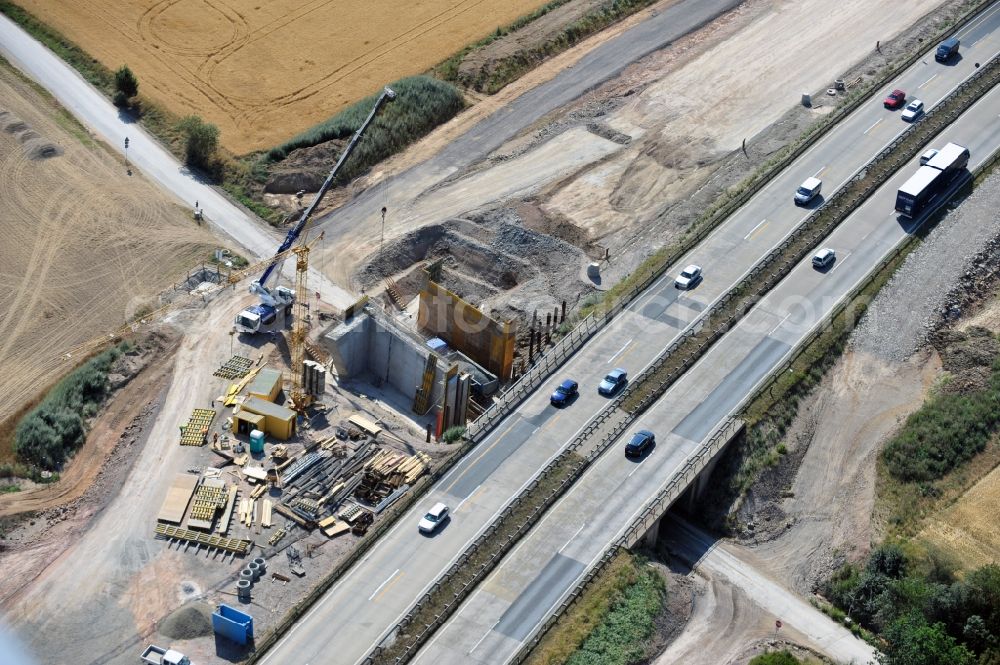 Aerial photograph Lemnitz - Buildings and route of the motorway A9 motorway with four lanes now. Currently, reconstruction, expansion and new construction work is underway for the six-lane expansion of Highway 9 between Triptis and Schleiz by Wayss & Freytag Ingenieurbau and EUROVIA VINCI in Thuringia