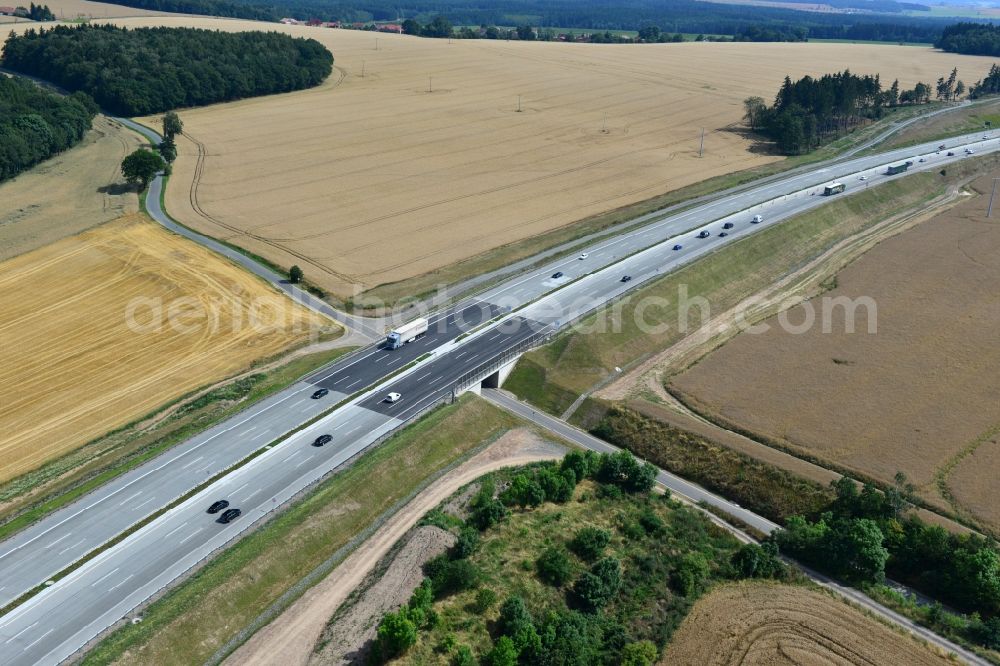 Lemnitz from the bird's eye view: Buildings and route of the motorway A9 motorway with four lanes now. Currently, reconstruction, expansion and new construction work is underway for the six-lane expansion of Highway 9 between Triptis and Schleiz by Wayss & Freytag Ingenieurbau and EUROVIA VINCI in Thuringia