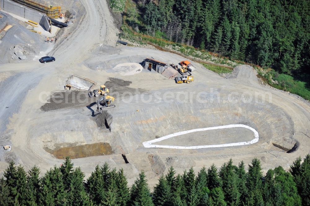 Pahnstangen from the bird's eye view: Ausbau- Arbeiten und Baustellen an der Streckenführung der BAB Bundesautobahn A9 bei Pahnstangen in Thüringen. Derzeit laufen Umbau-, Erweiterungs- und Neubauarbeiten für den sechsspurigen Ausbau der Autobahn 9 zwischen Triptis und Schleiz in Thüringen durch die Arbeitsgemeinschaft ARGE Wayss