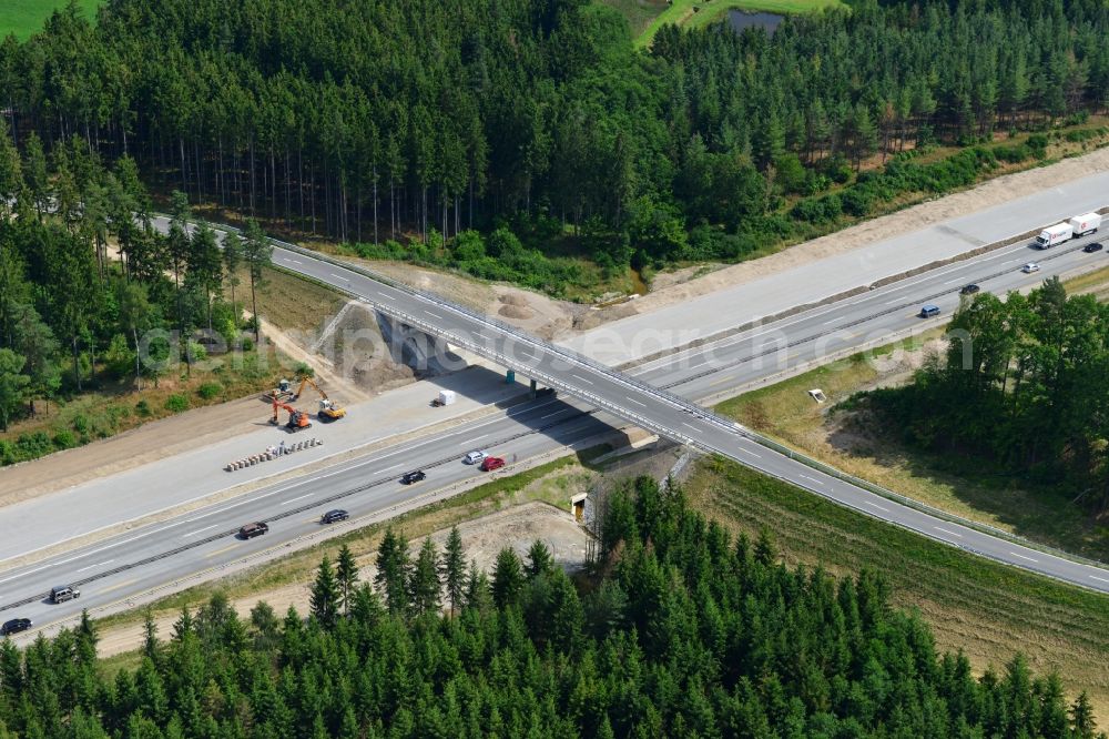 Aerial image Wüstenwetzdorf - Buildings and route of the motorway A9 motorway with four lanes now. Currently, reconstruction, expansion and new construction work is underway for the six-lane expansion of Highway 9 between Triptis and Schleiz by Wayss & Freytag Ingenieurbau and EUROVIA VINCI in Thuringia