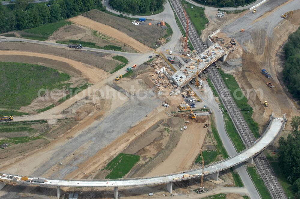 Aerial image Braunschweig - Blick auf den Um- und Ausbau des Autobahndreieck Braunschweig-Südwest an der Autobahn A29 / A 391. Der EUROVIA Baukonzern errichtet hier einige Brückenneubauten. Bauherr ist die Niedersächsische Landesbehörde für Straßenbau und Verkehr. View of the implementation and expansion of the motorway junction Braunschweig-southwest along the highway A29 / A 395th The construction company built EUROVIA here are some new bridges. Owner is the Lower Saxony state authorities for road construction and transport.