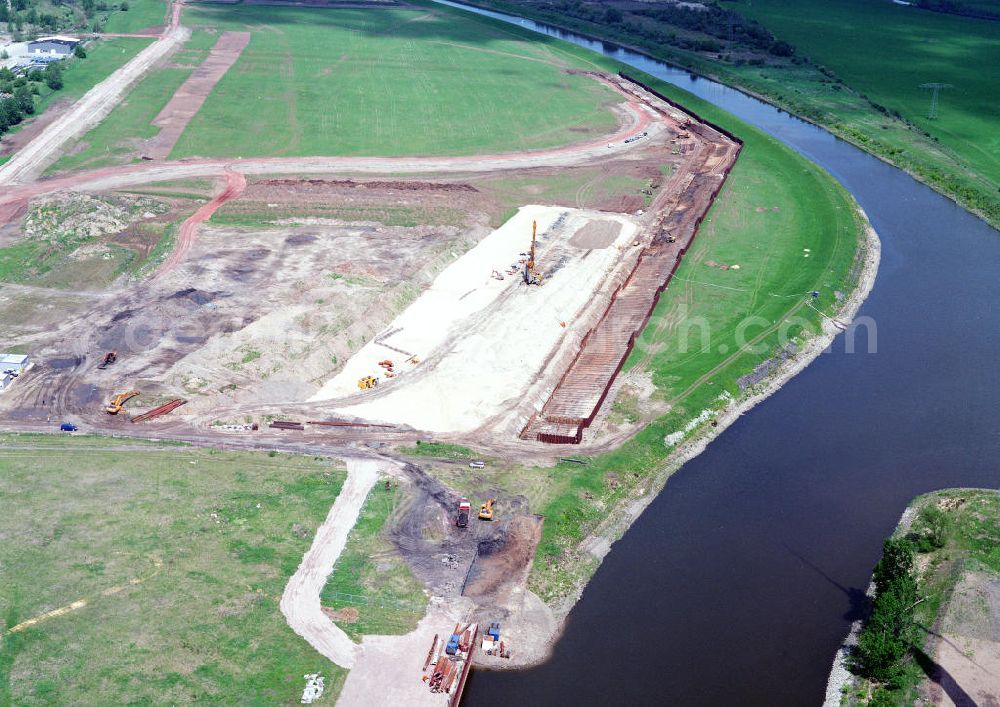 Magdeburg / Sachsen-Anhalt from above - Ausbau des Binenhafens Magdeburg im Zuge von Ausgleichs- und Ersatzmaßnahmen am Wasserstraßenkreuz Magdeburg / Elbe-Havel-Kanal. Ein Projekt des Wasserstraßenneubauamtes Magdeburg