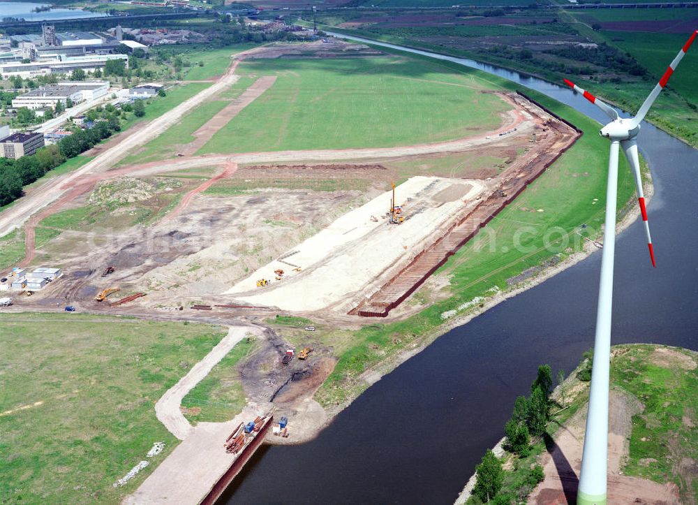 Magdeburg / Sachsen-Anhalt from the bird's eye view: Ausbau des Binenhafens Magdeburg im Zuge von Ausgleichs- und Ersatzmaßnahmen am Wasserstraßenkreuz Magdeburg / Elbe-Havel-Kanal. Ein Projekt des Wasserstraßenneubauamtes Magdeburg