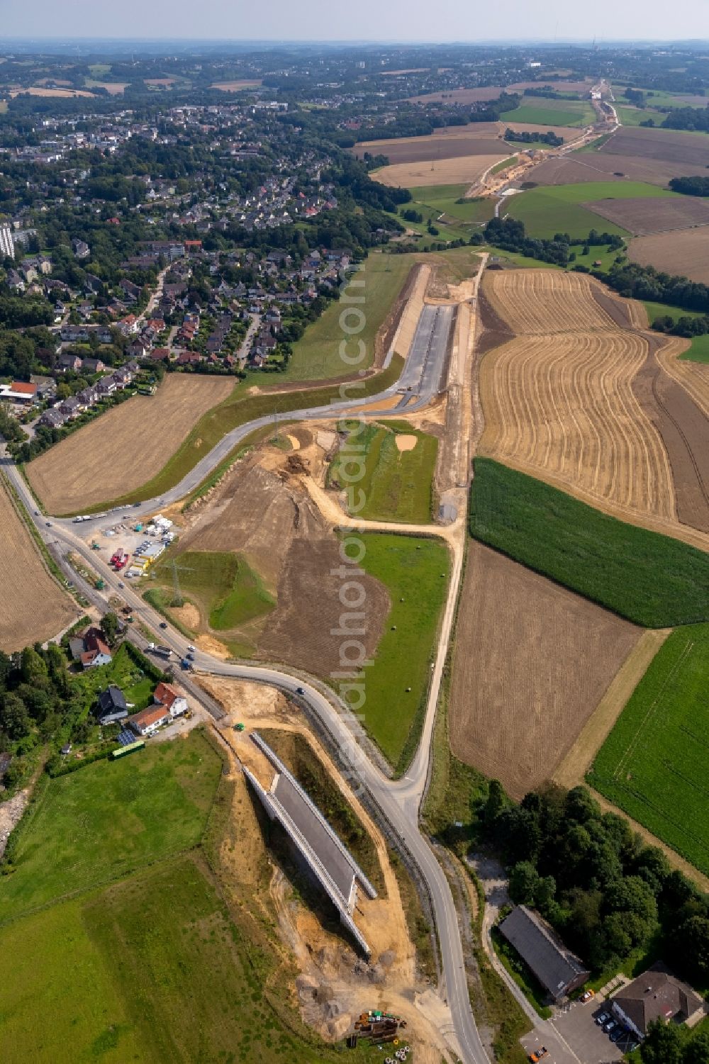 Heiligenhaus from the bird's eye view: View of the construction of the motorway A 44 in Heiligenhaus in the state North Rhine-Westphalia