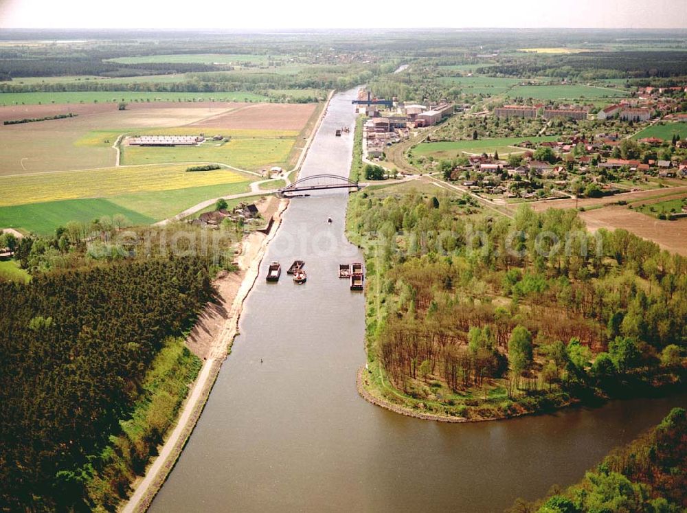 Niegripp / Sachsen-Anhalt from the bird's eye view: Ausbau des Elbe-Havel-Kanales bei Niegripp östlich von Hohenwarthe in Sachsen-Anhalt. Ein Projekt des Wasserstraßen-Neubauamt Magdeburg Frau Roskoden, Kleiner Werder 5c, 39114 MAGDEBURG Tel.: 0391-5352168