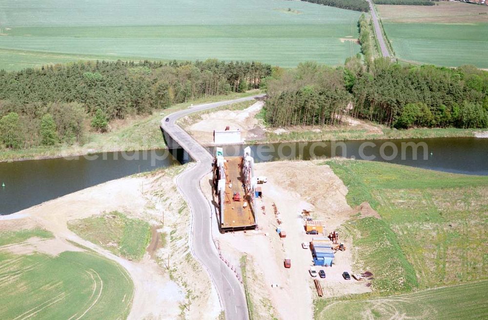 Aerial image Burg / Sachsen-Anhalt - Ausbau des Elbe-Havel-Kanales am nördlichen Stadtrand von Burg in Sachsen-Anhalt. Ein Projekt des Wasserstraßen-Neubauamt Magdeburg Frau Roskoden, Kleiner Werder 5c, 39114 MAGDEBURG, Tel.: 0391-5352168