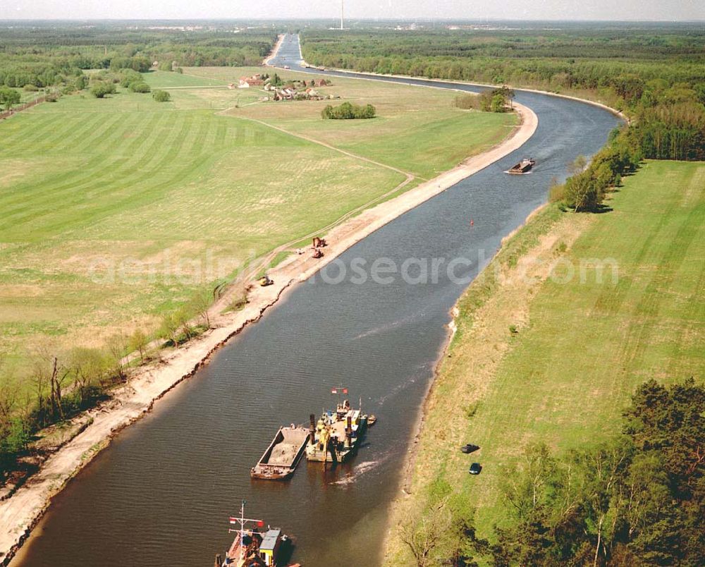 Genthin / Brandenburg from above - Ausbau des Elbe-Havel-Kanales östlich von Genthin in Brandenburg.