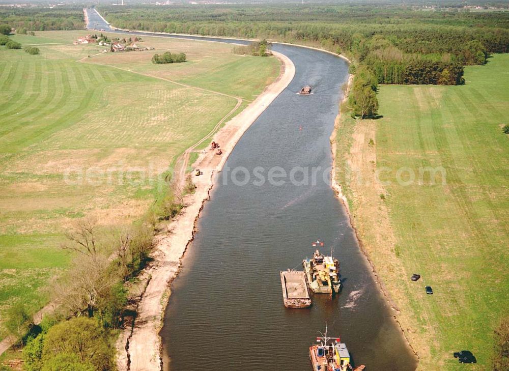 Genthin / Brandenburg from the bird's eye view: Ausbau des Elbe-Havel-Kanales östlich von Genthin in Brandenburg.