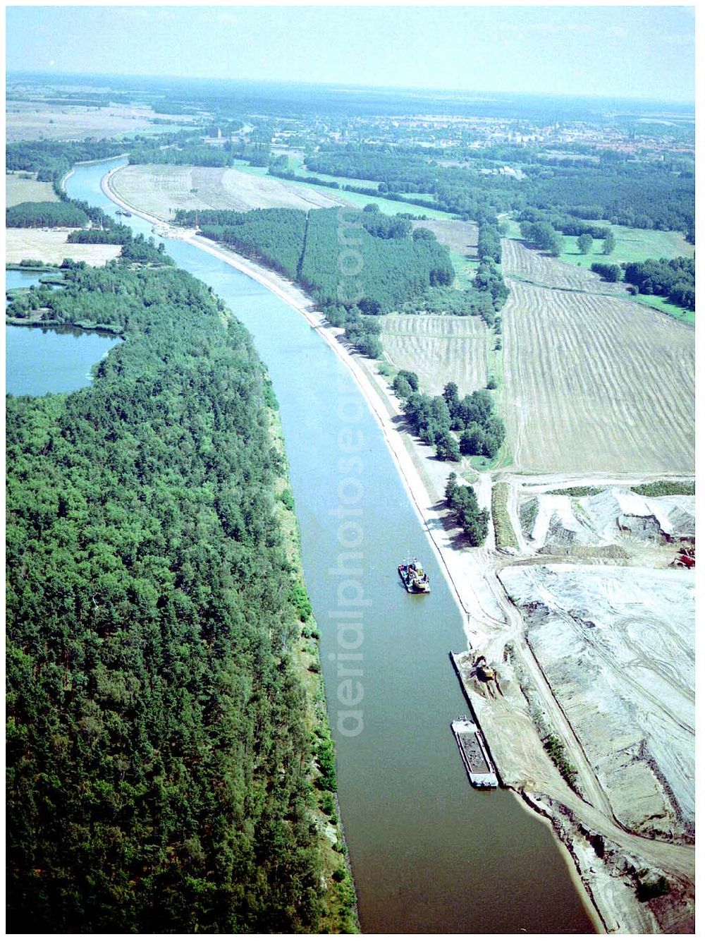 Aerial photograph Burg - 30.06.2004; Blick auf den Elbe - Havelkanal zwischen Zerben und Burg, vorbei an Ihleburg und Parchau