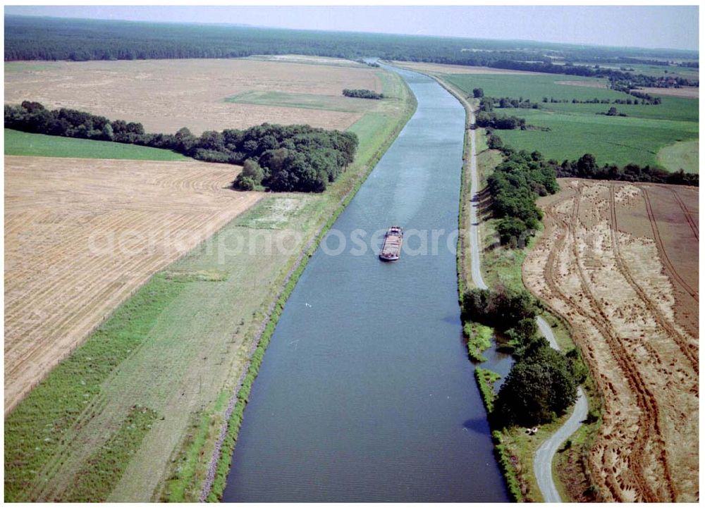 Zerben from above - 30.07.2004, Blick auf den Elbe-Havelkanal zwischen Parey und Zerben