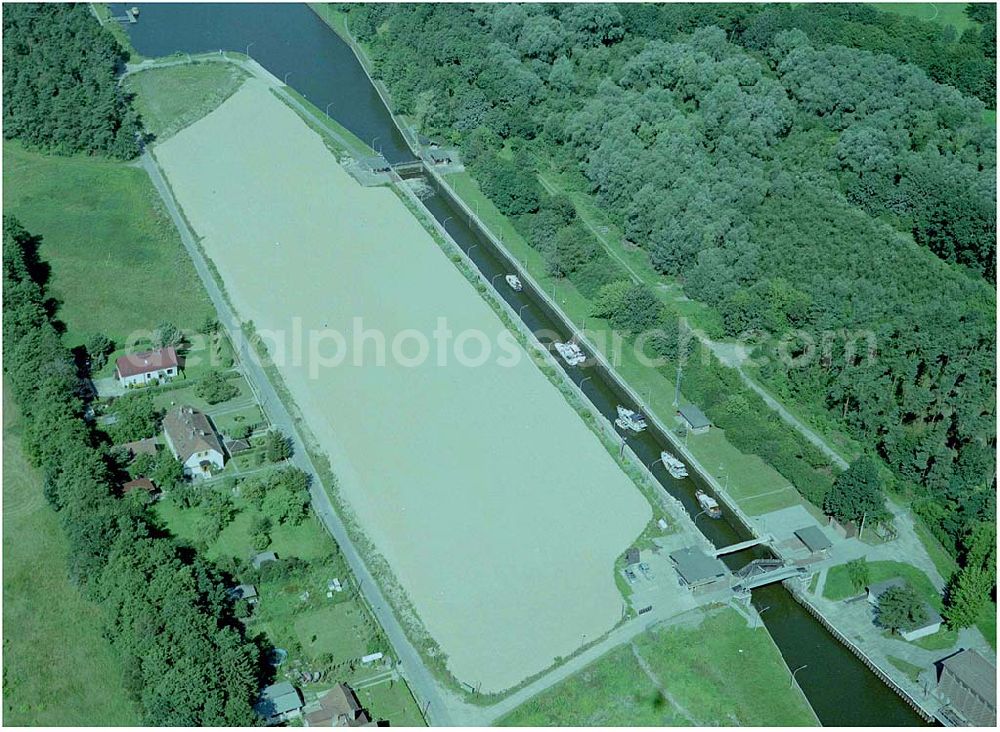 Aerial image Wusterwitz - 30.7.2004, Blick auf die Schleuse in Wusterwitz im Elbe-Havelkanal