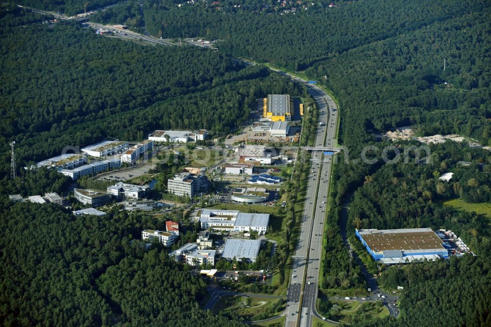 Aerial photograph Kleinmachnow - The expansion of the commercial site Europarc Dreilinden Kleinmachnow OT Dreilinden in Brandenburg. The Business Campus EUROPARC DREILINDEN serves more than 80 companies the company headquarters