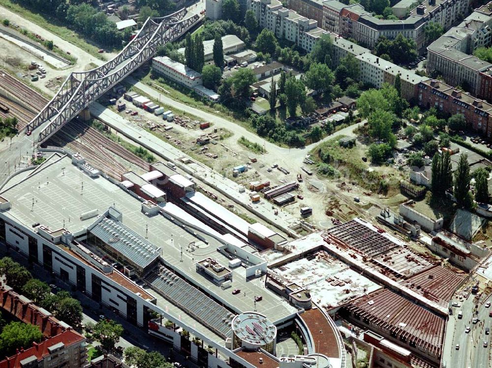 Aerial image Berlin - Wedding - Ausbau des Innernringes der Deutschen Bahn zwischen dem Bereich S-Bhf. Gesundbrunnen.