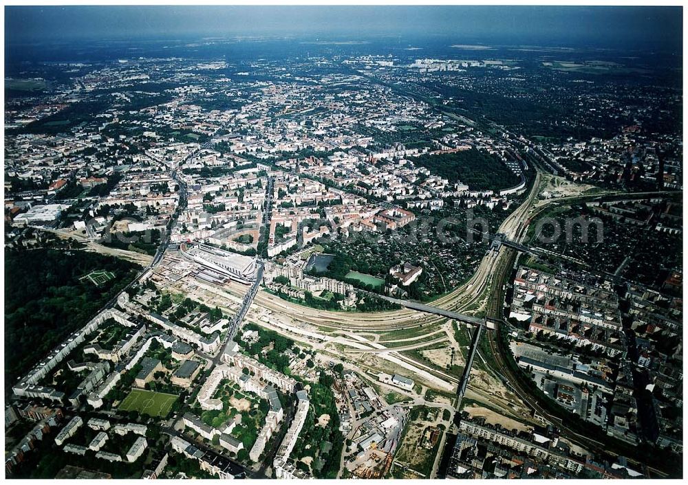 Berlin - Wedding from above - Ausbau des Innernringes der Deutschen Bahn zwischen dem Bereich Nordkreuz - S-Bhf. Gesundbrunnen.