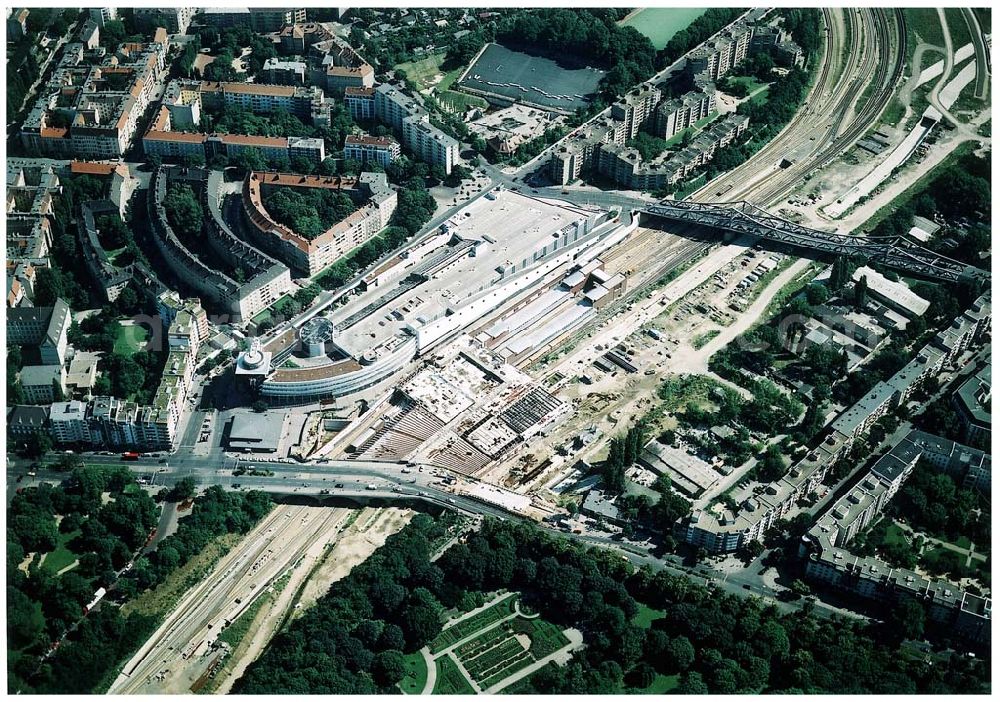 Aerial image Berlin - Wedding - Ausbau des Innernringes der Deutschen Bahn zwischen dem Bereich Nordkreuz - S-Bhf. Gesundbrunnen.