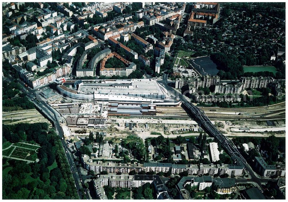 Berlin - Wedding from above - Ausbau des Innernringes der Deutschen Bahn zwischen dem Bereich Nordkreuz - S-Bhf. Gesundbrunnen.