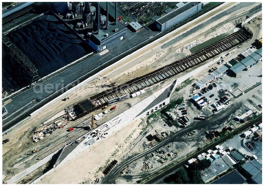 Aerial image Berlin - Wedding - Ausbau des Innernringes der Deutschen Bahn zwischen dem Bereich Westhafen - Müllerstraße.