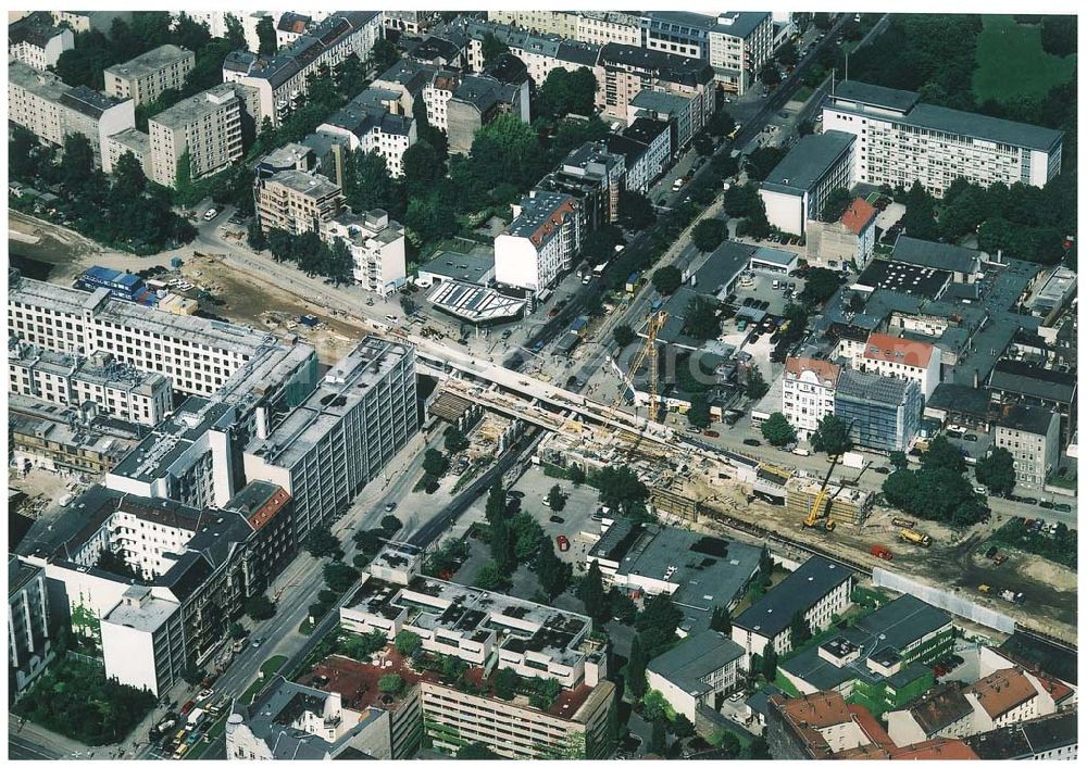 Aerial image Berlin - Wedding - Ausbau des Innernringes der Deutschen Bahn zwischen dem Bereich Westhafen - Müllerstraße.