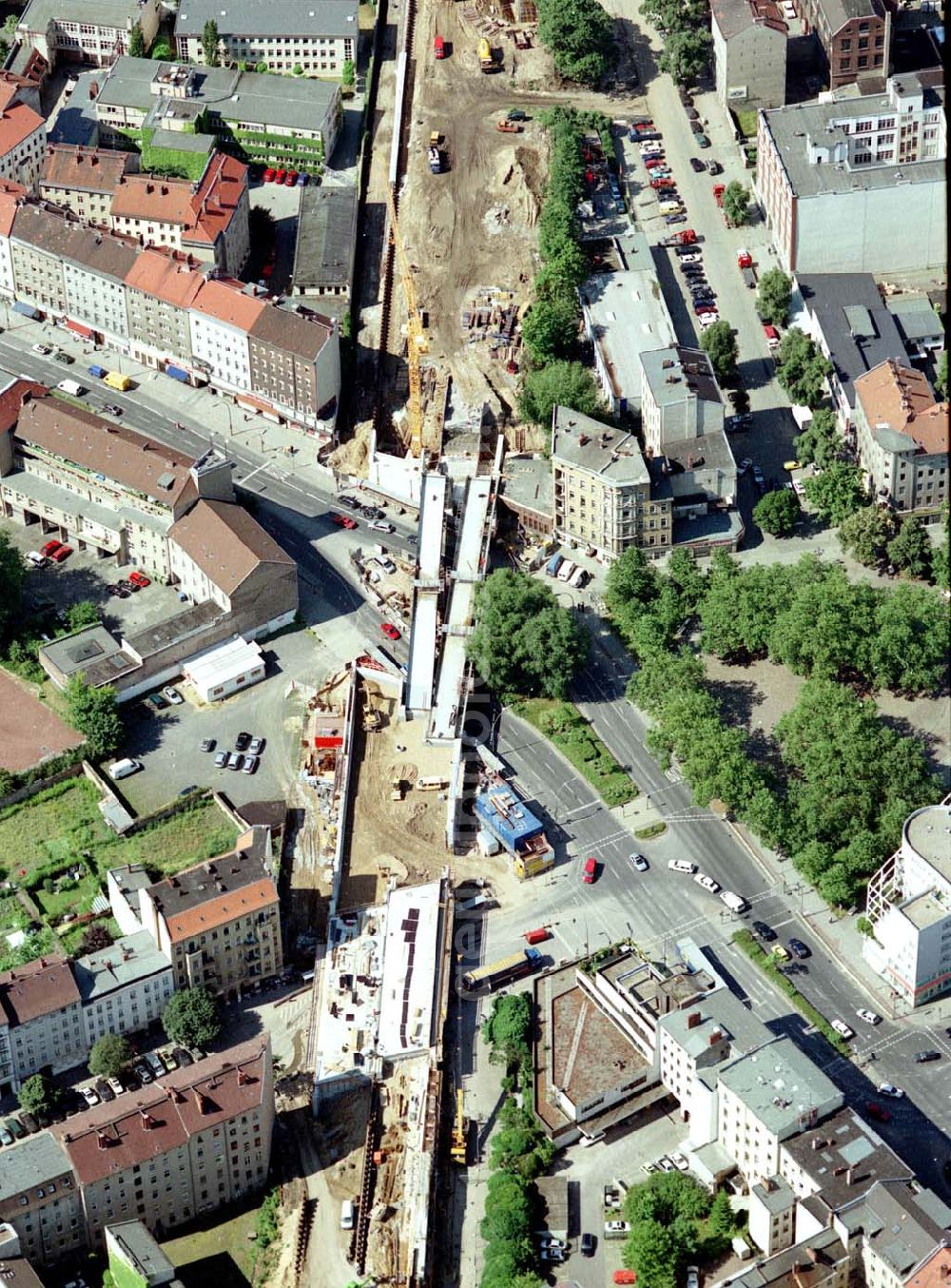 Aerial image Berlin - Wedding - Ausbau des Innernringes der Deutschen Bahn zwischen dem Bereich Westhafen - Müllerstraße.