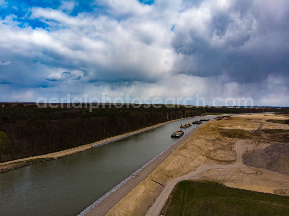 Finowfurt from above - Channel flow and river banks of the waterway shipping Oder-Havel-Kanal in Finowfurt at Schorfheide in the state Brandenburg, Germany