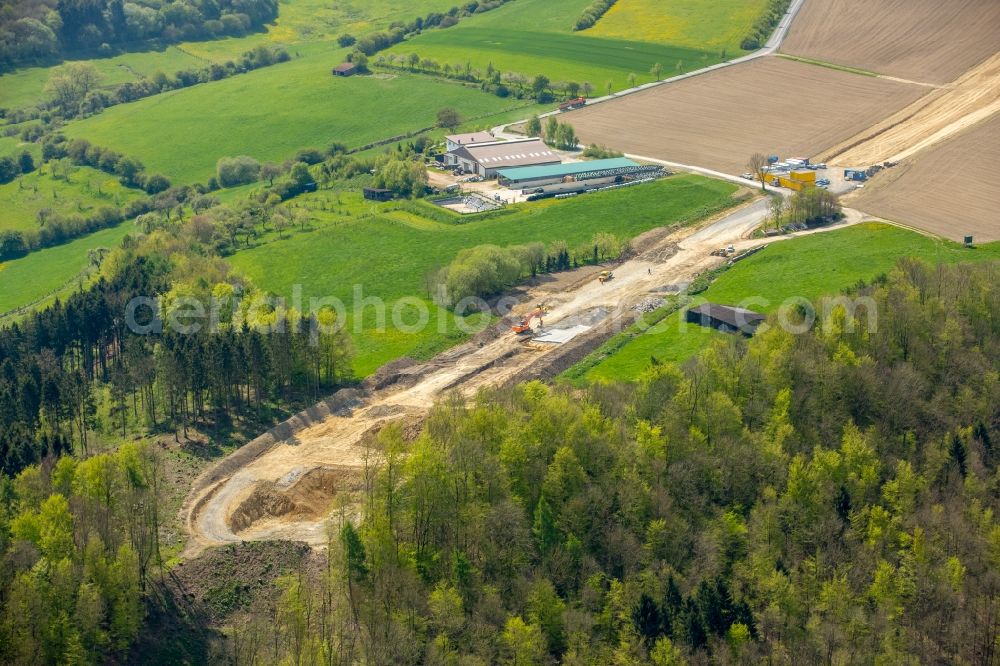 Aerial photograph Bad Wünnenberg - Construction of the bypass road bridge Aftetalbruecke in in Bad Wuennenberg in the state North Rhine-Westphalia