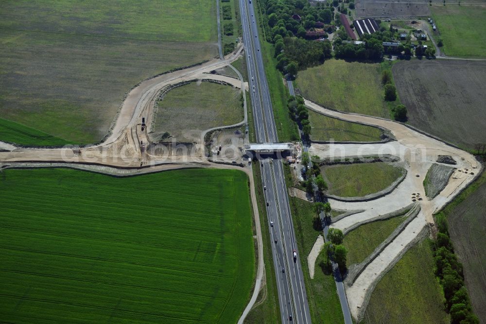 Stahnsdorf from the bird's eye view: Construction of the bypass road L77 n in in the district Gueterfelde in Stahnsdorf in the state Brandenburg, Germany