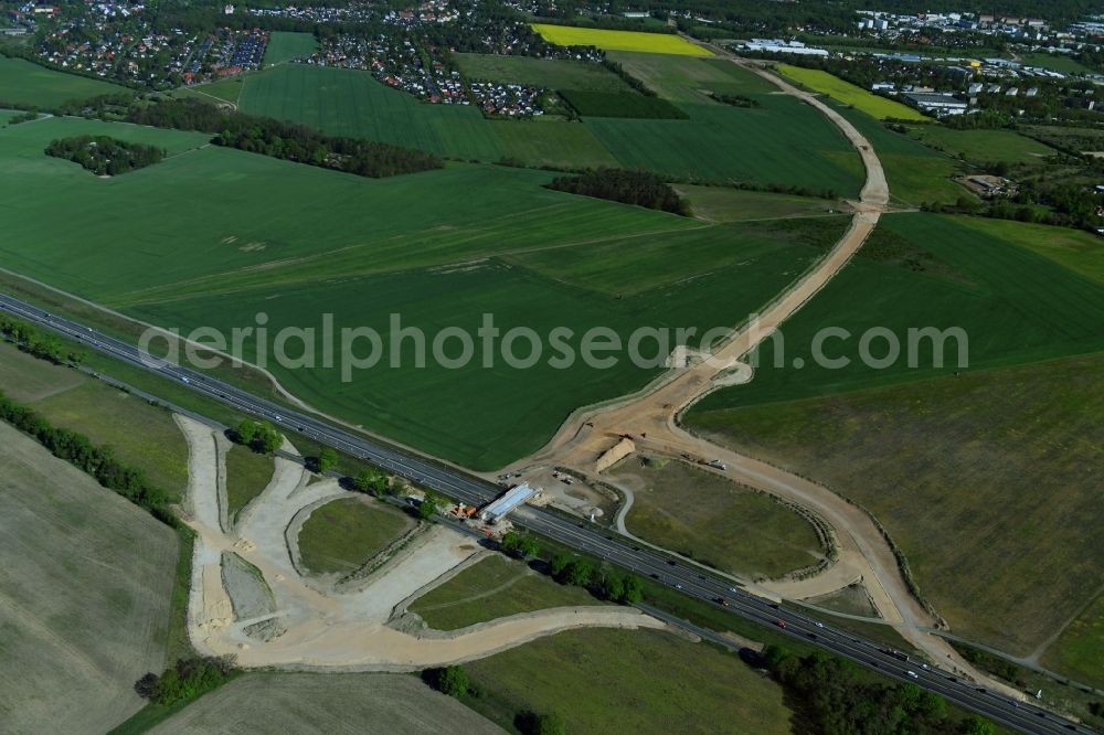 Stahnsdorf from the bird's eye view: Construction of the bypass road L77 n in in the district Gueterfelde in Stahnsdorf in the state Brandenburg, Germany