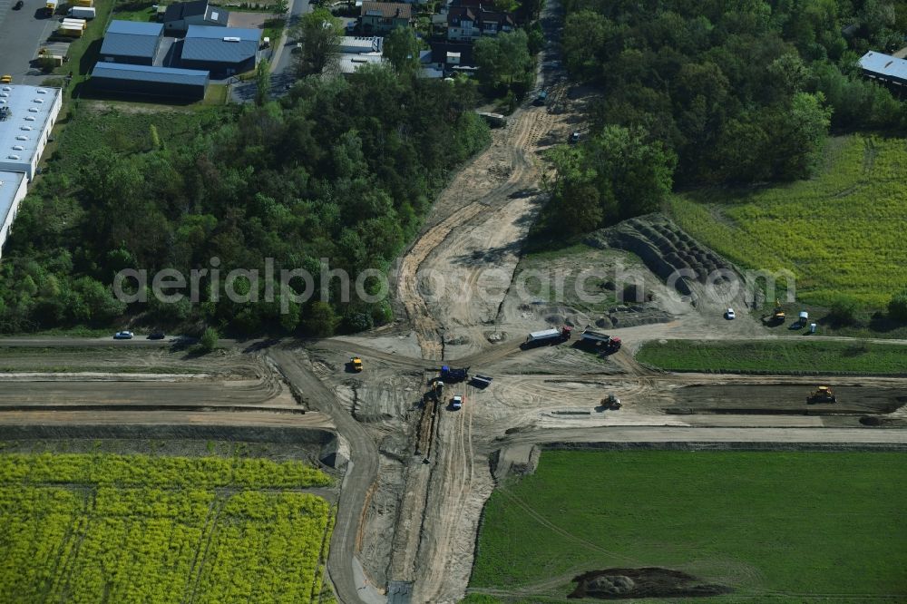 Stahnsdorf from the bird's eye view: Construction of the bypass road L77 n in in the district Gueterfelde in Stahnsdorf in the state Brandenburg, Germany