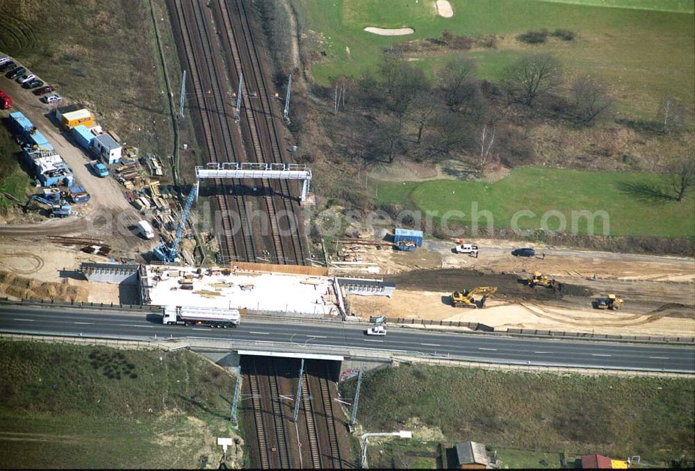 Aerial photograph Mahlow - Ausbau der Ortsumgehungsstraße bei Mahlow in Brandenburg durch die SCHÄLERBAU GmbH