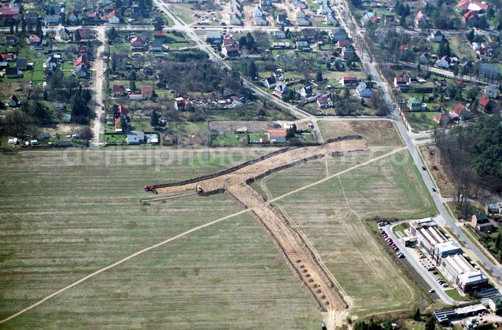 Mahlow from the bird's eye view: Ausbau der Ortsumgehungsstraße bei Mahlow in Brandenburg durch die SCHÄLERBAU GmbH